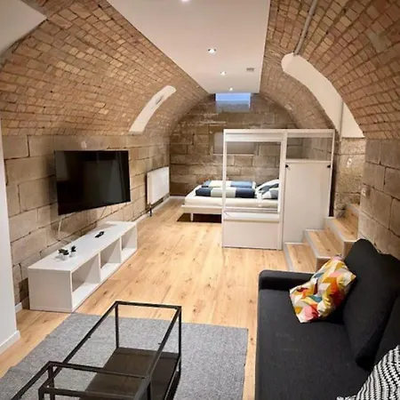 Διαμέρισμα Unique Souterrain *