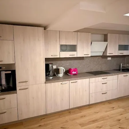 Unique Souterrain Apartmán *